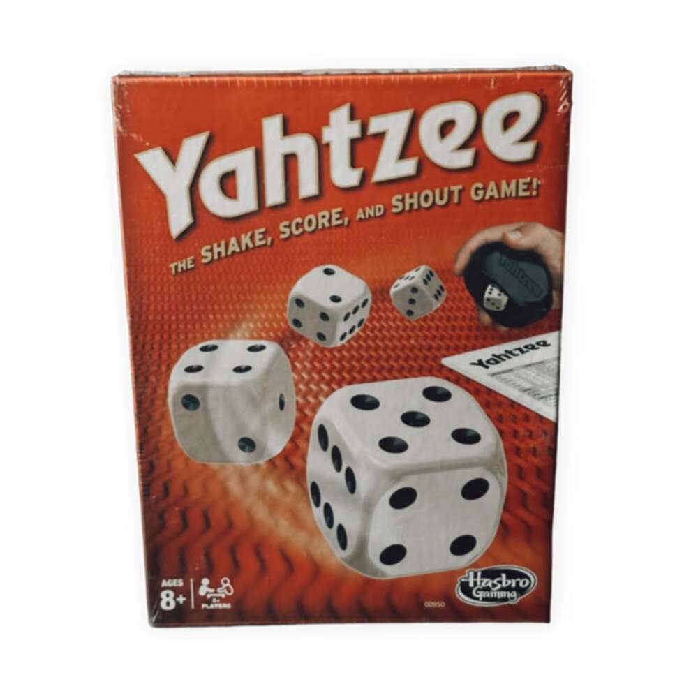 Hasbro Gaming Yahtzee Dice Game